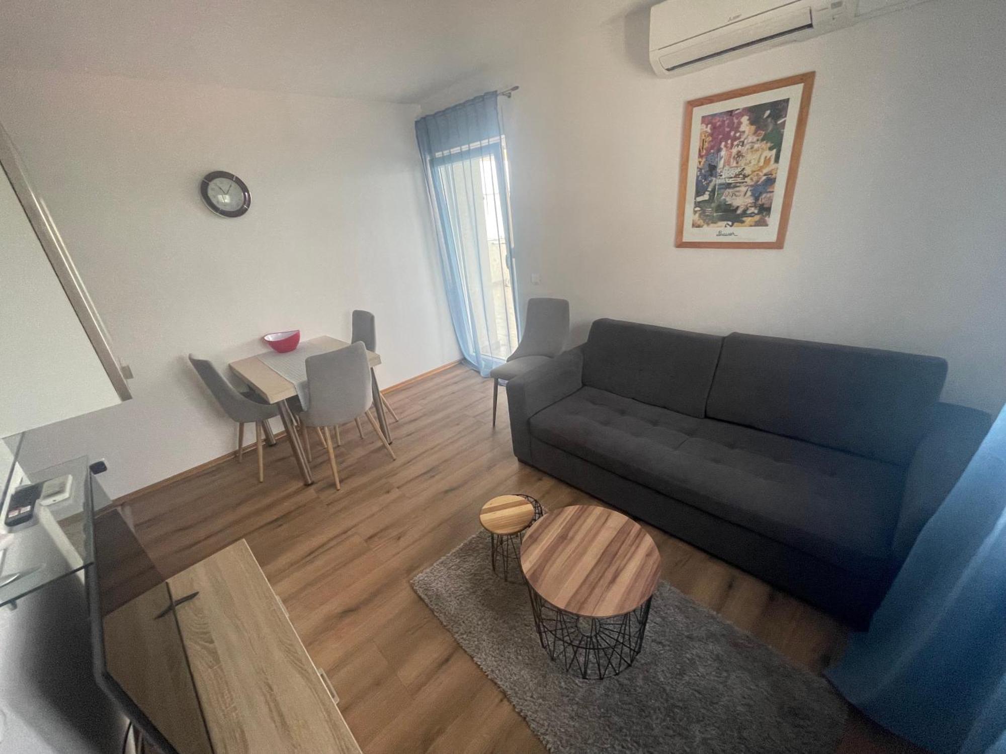 Apartment Desire