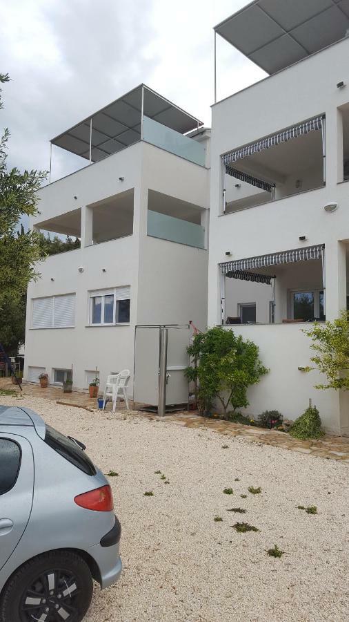 Apartment Desire *